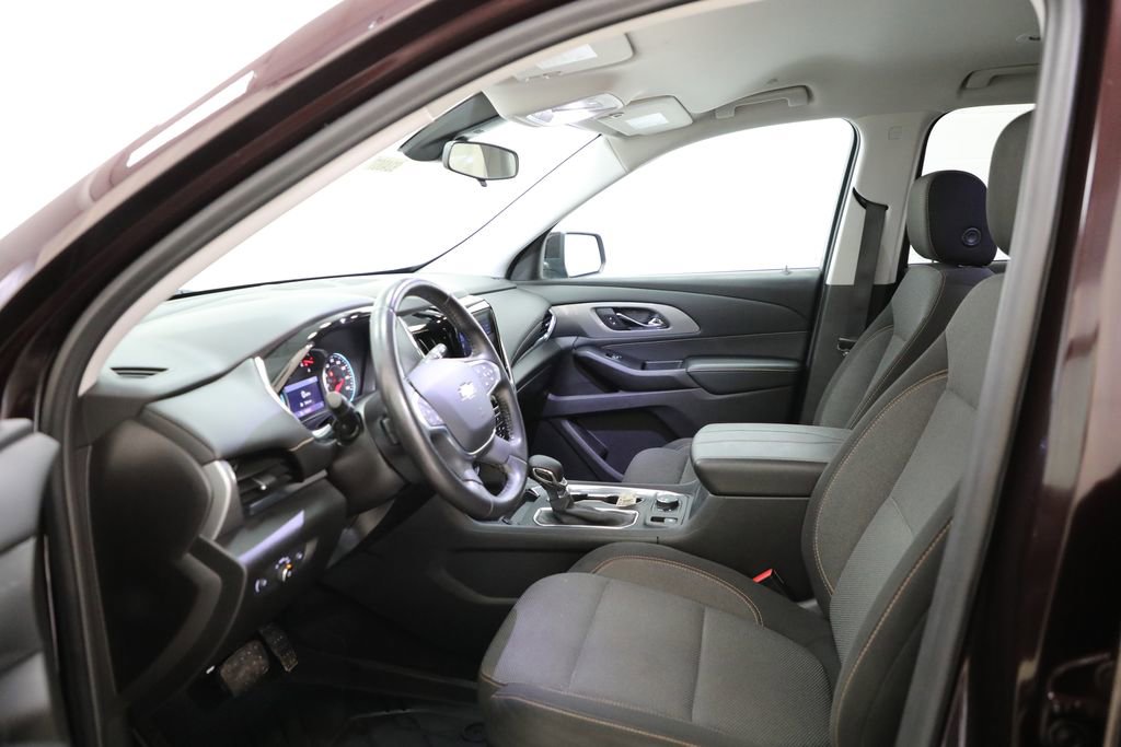 Certified 2021 Chevrolet Traverse LT w/ LPO, Floor Liner Package AWD/4WD image 8