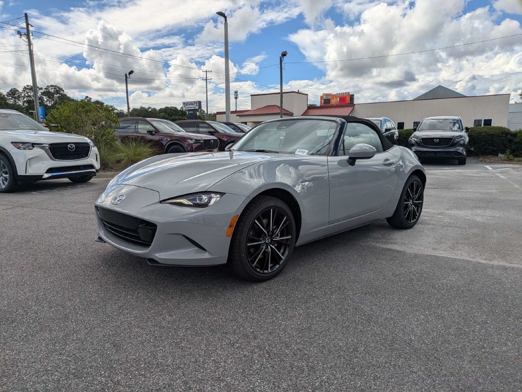 New 2026 MAZDA MX-5 Miata Grand Touring RWD image 8