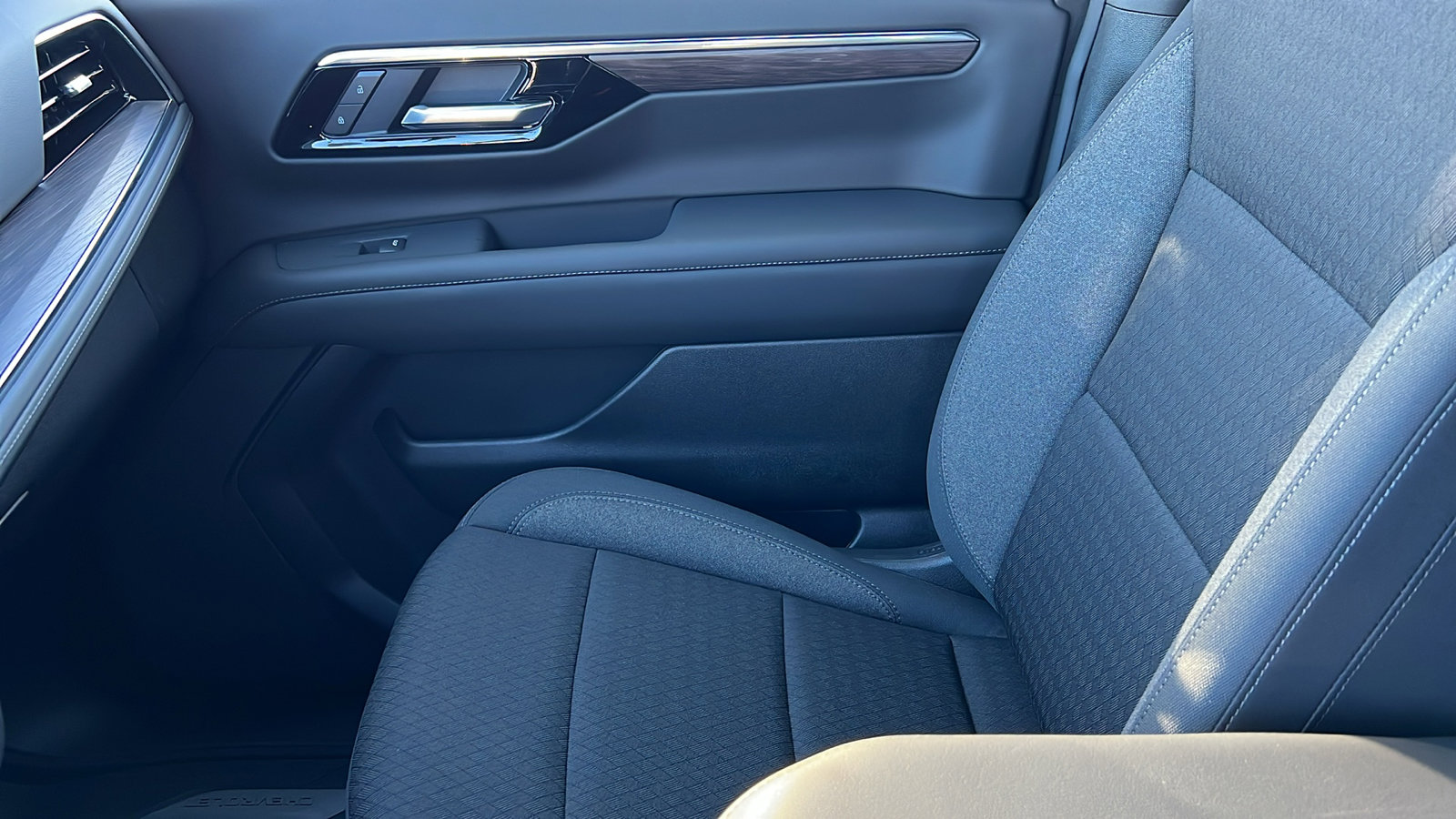 New 2026 Chevrolet Tahoe LS image 22