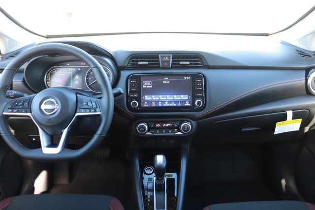 Used 2025 Nissan Versa SR w/ Trunk Package image 15