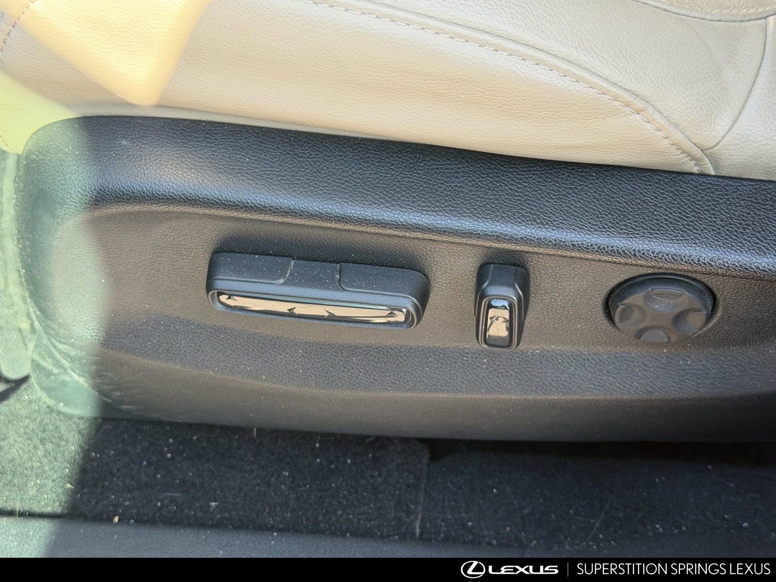 Used 2018 Honda CR-V Touring image 12