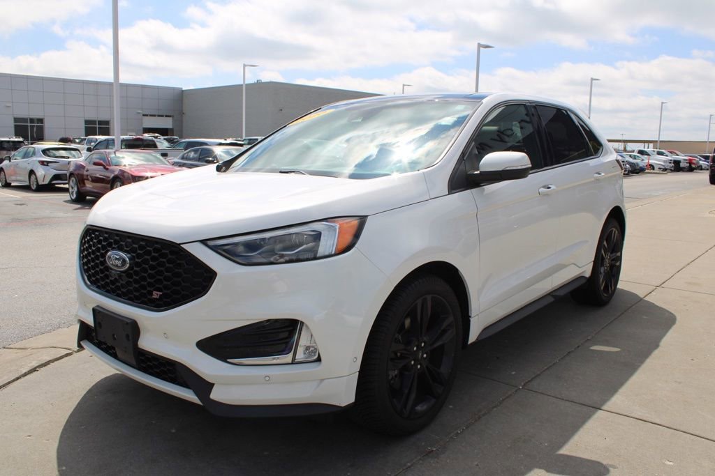 Used 2020 Ford Edge ST w/ Equipment Group 401A AWD/4WD image 3