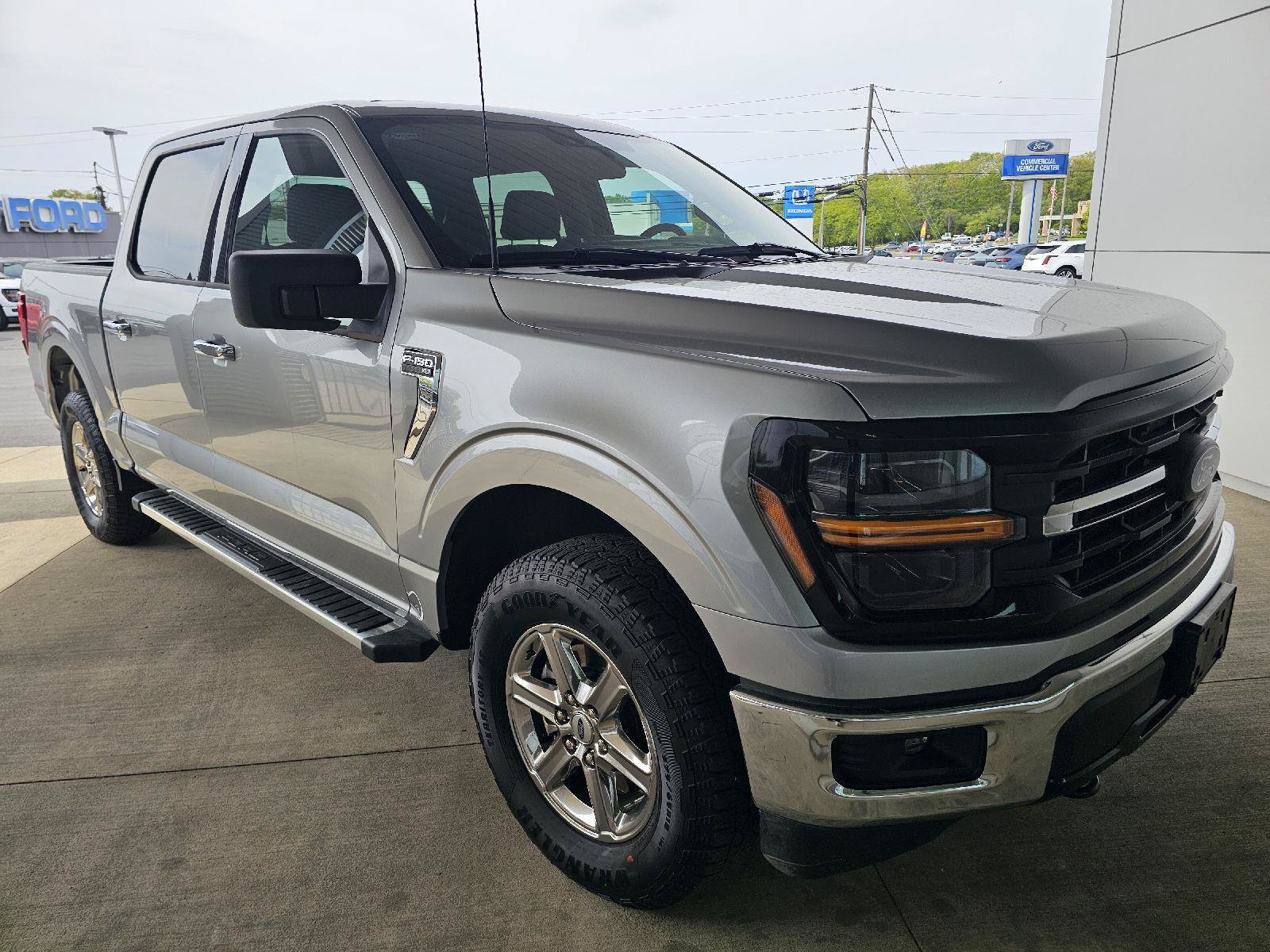 Used 2025 Ford F150 XLT w/ Equipment Group 301A Standard AWD/4WD image 7