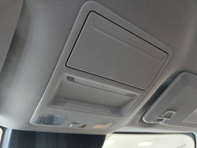 New 2026 Ford Maverick XLT w/ Equipment Group 301A AWD/4WD image 8