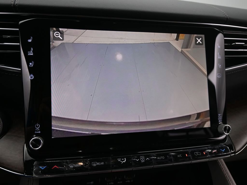 Used 2024 Jeep Grand Wagoneer L 4WD image 22