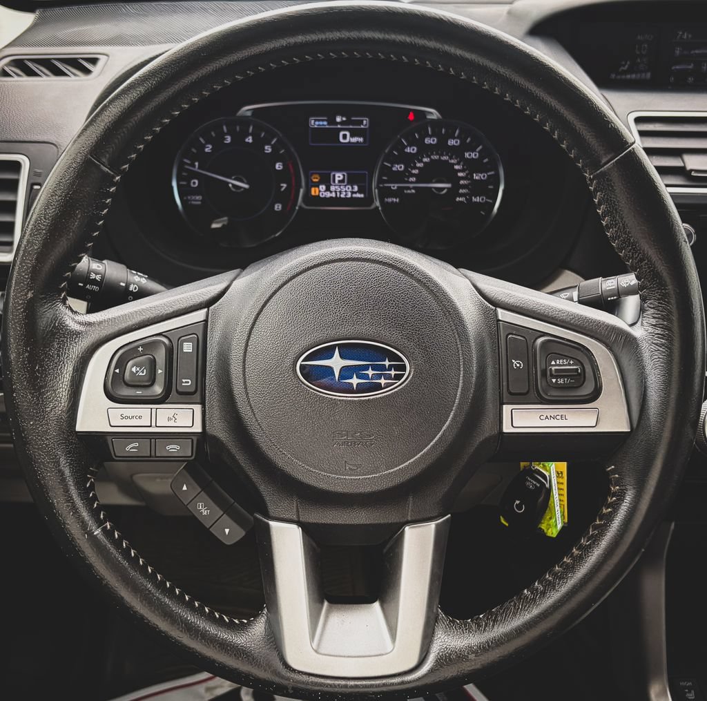 Used 2017 Subaru Forester 2.5i Limited AWD/4WD image 11