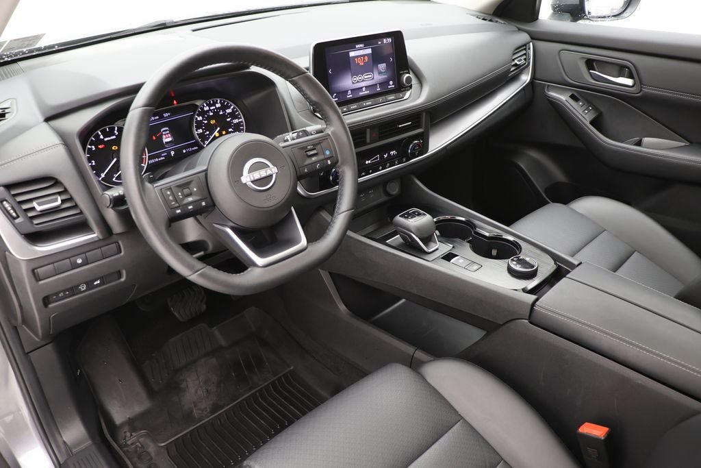 Used 2024 Nissan Rogue SV w/ SV Premium Package AWD/4WD image 15