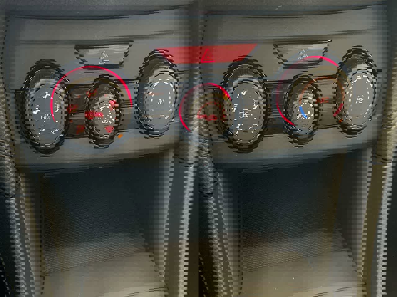 Used 2017 Subaru Impreza 2.0i Premium image 18