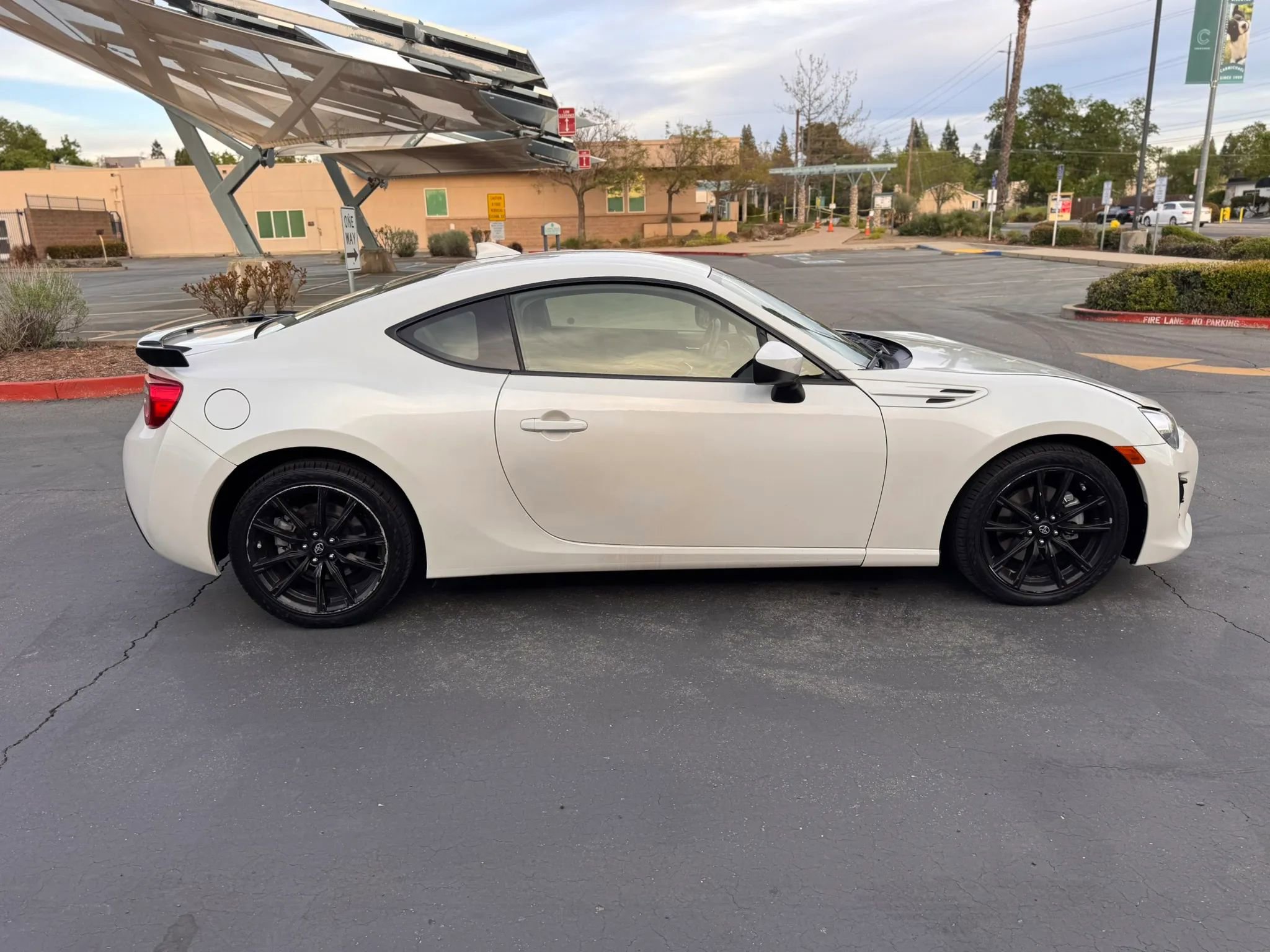 Used 2018 Toyota 86 image 7