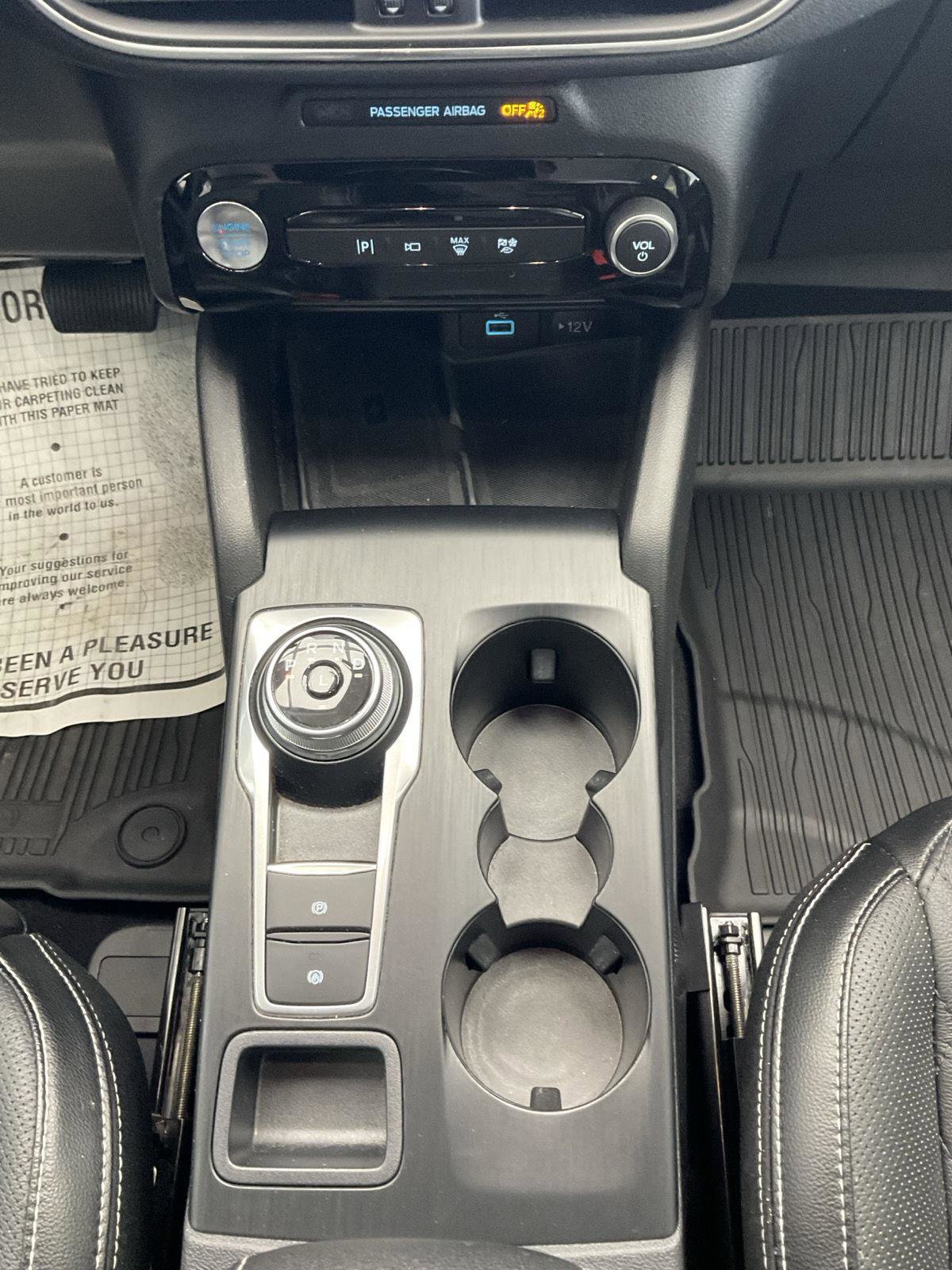 Used 2023 Ford Escape Platinum w/ Premium Technology Package AWD/4WD image 19