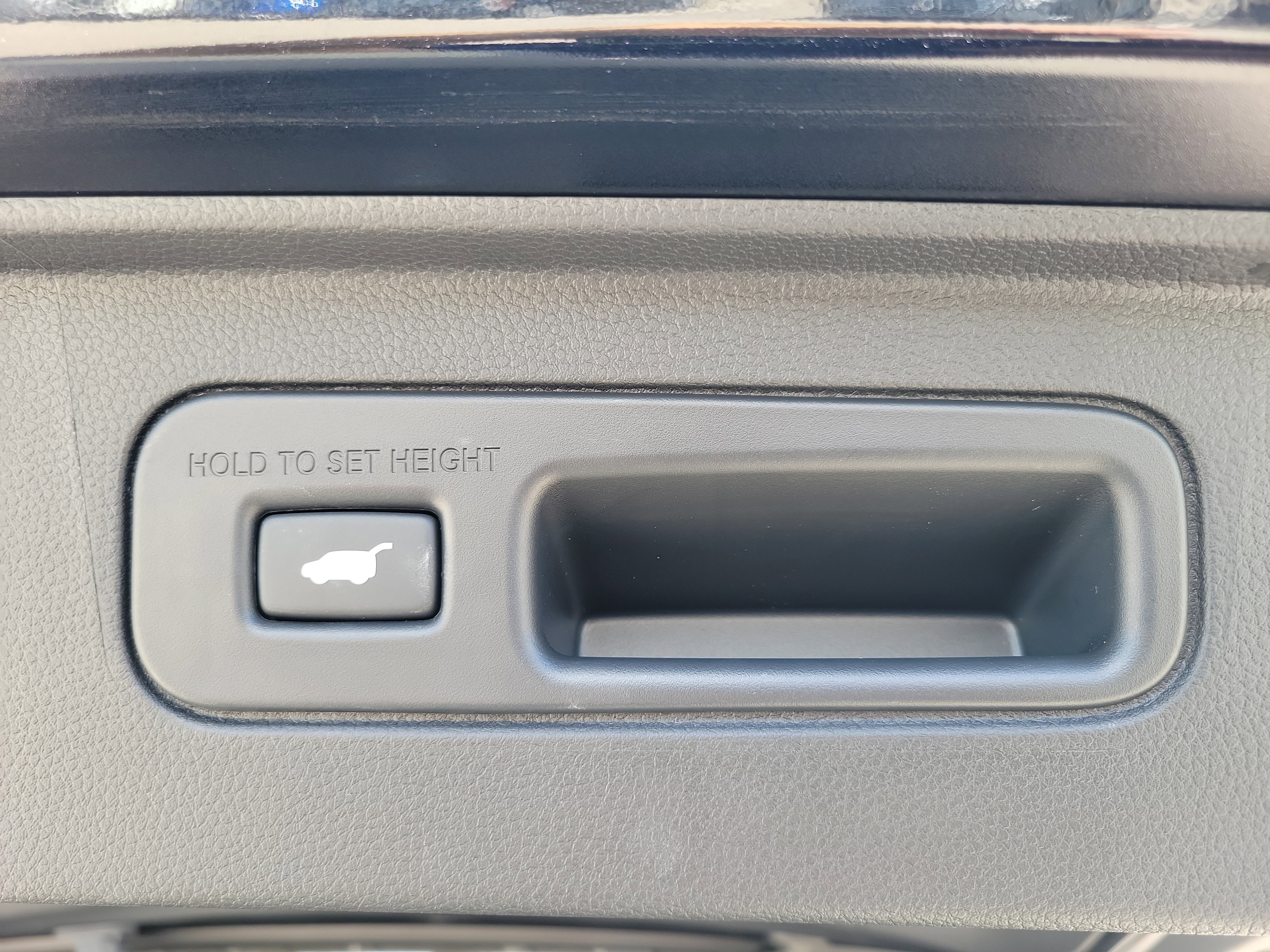 Certified 2025 Honda Pilot Black Edition image 13