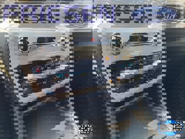 Used 2022 Ford Explorer XLT w/ Equipment Group 202A image 23