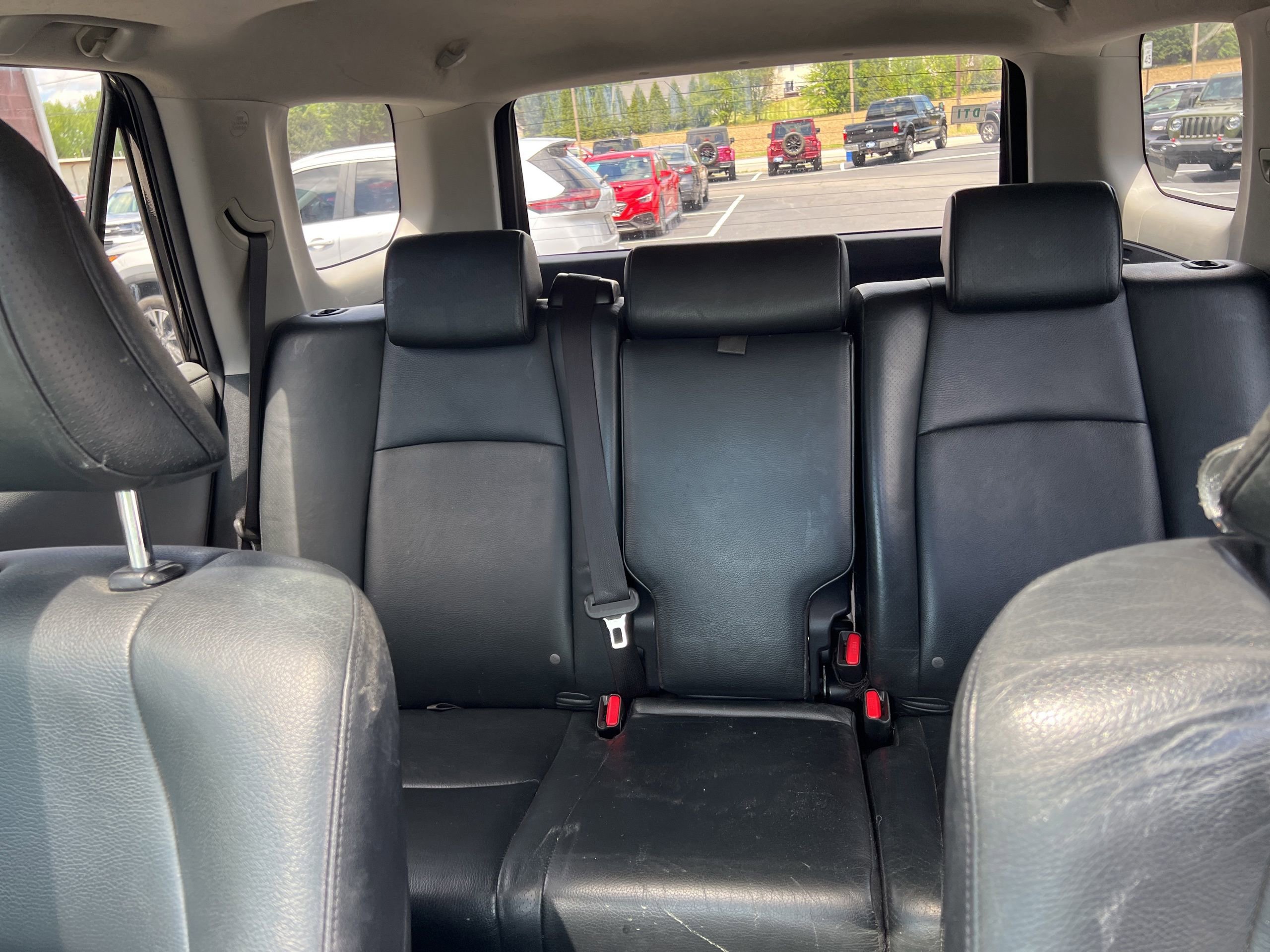 Used 2010 Toyota 4Runner SR5 AWD/4WD image 17