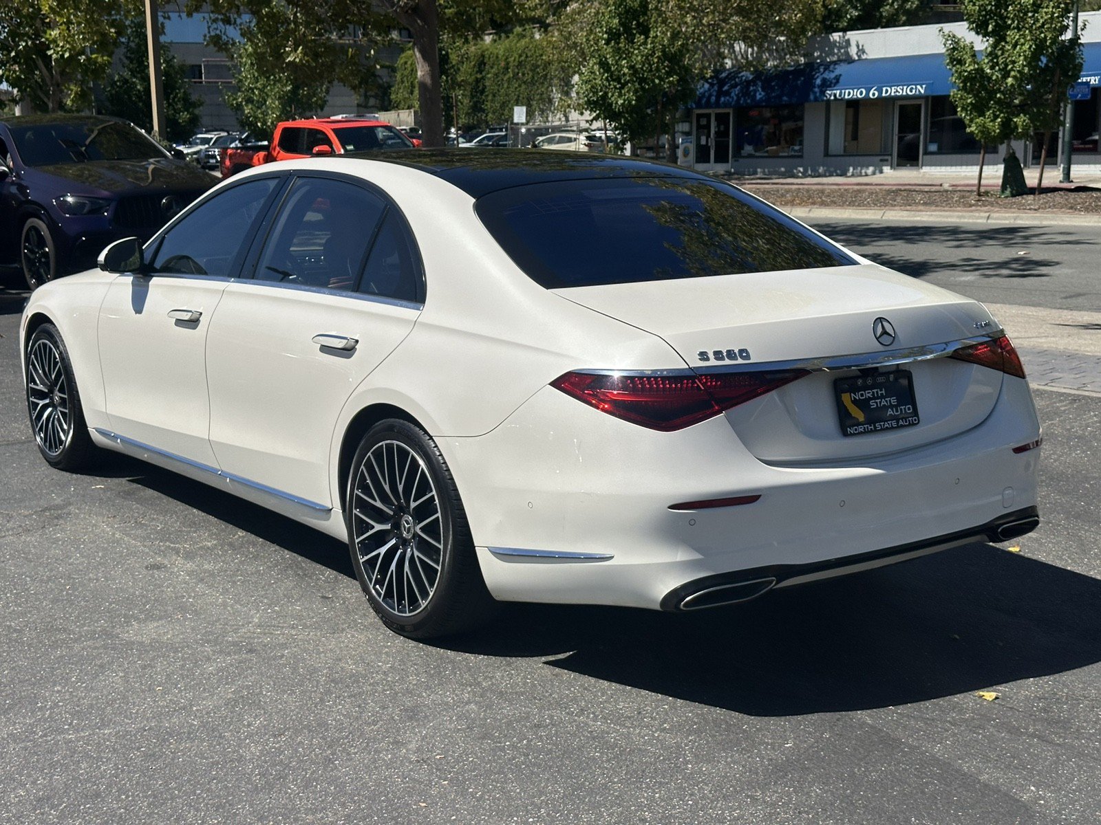Used 2021 Mercedes-Benz S 580 4MATIC Sedan w/ Warmth & Comfort Package image 11