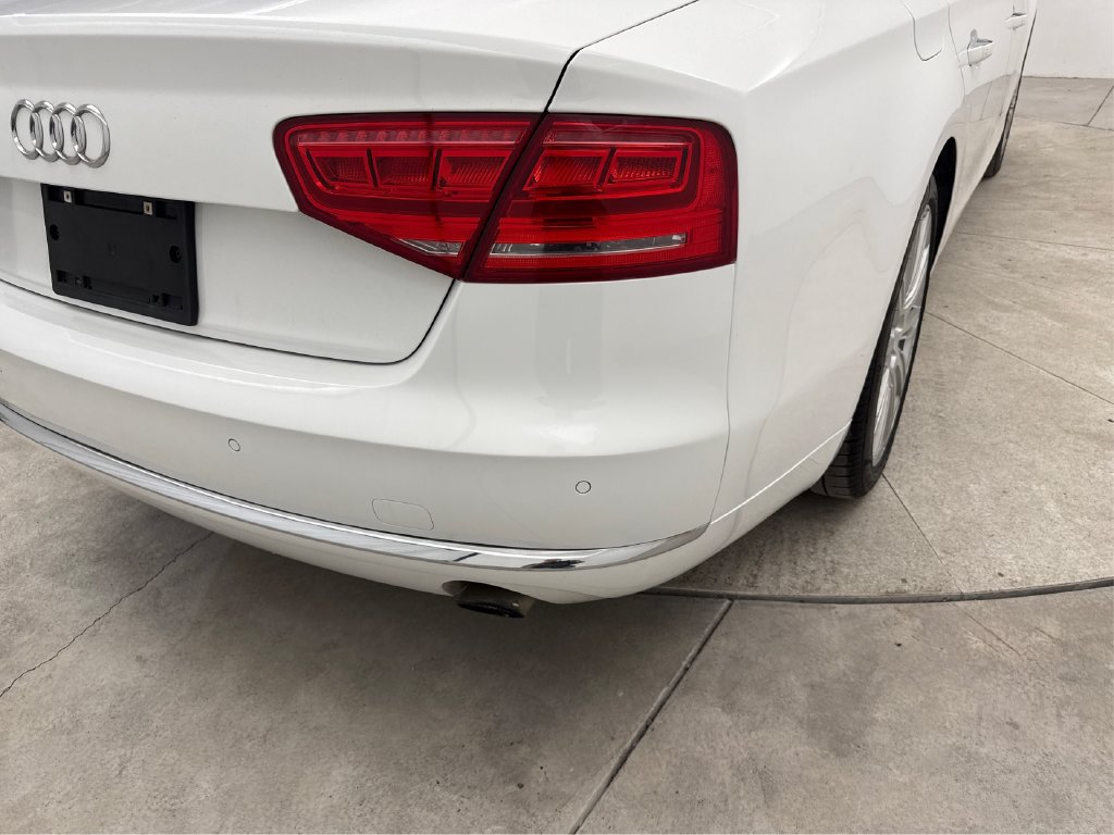 Used 2014 Audi A8 3.0T AWD/4WD image 22