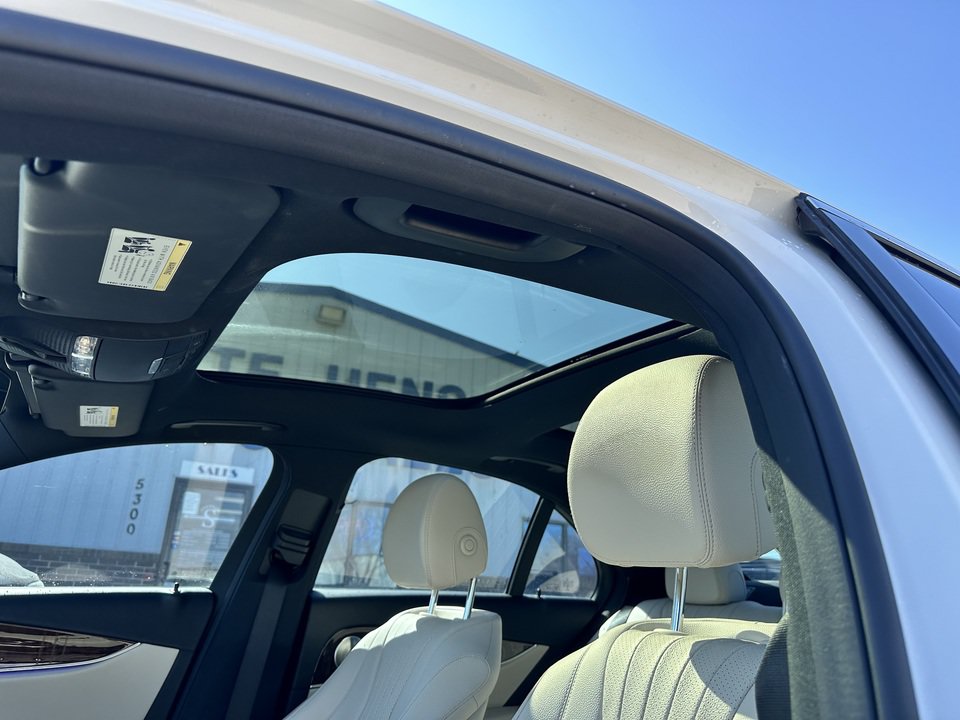 Used 2017 Mercedes-Benz E 300 4MATIC image 11