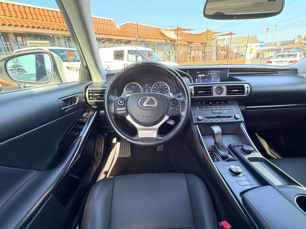 Used 2015 Lexus IS 250 image 21