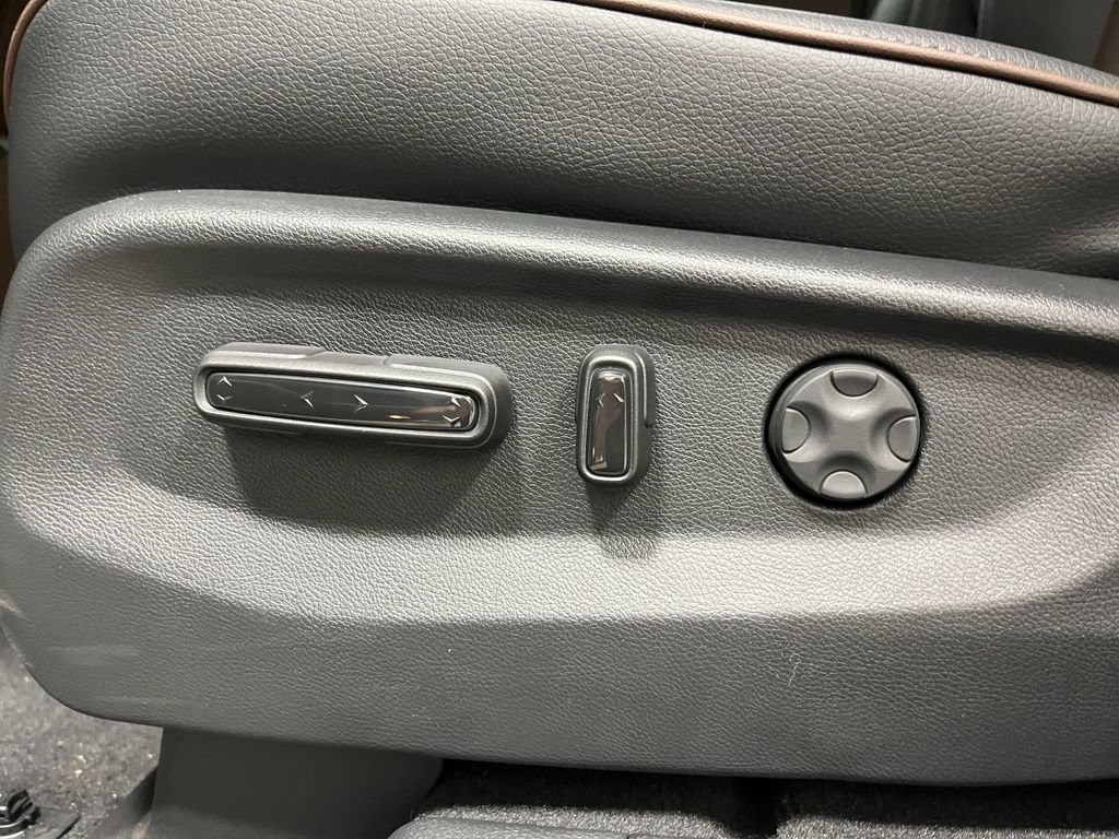 New 2027 Honda Odyssey Elite image 12