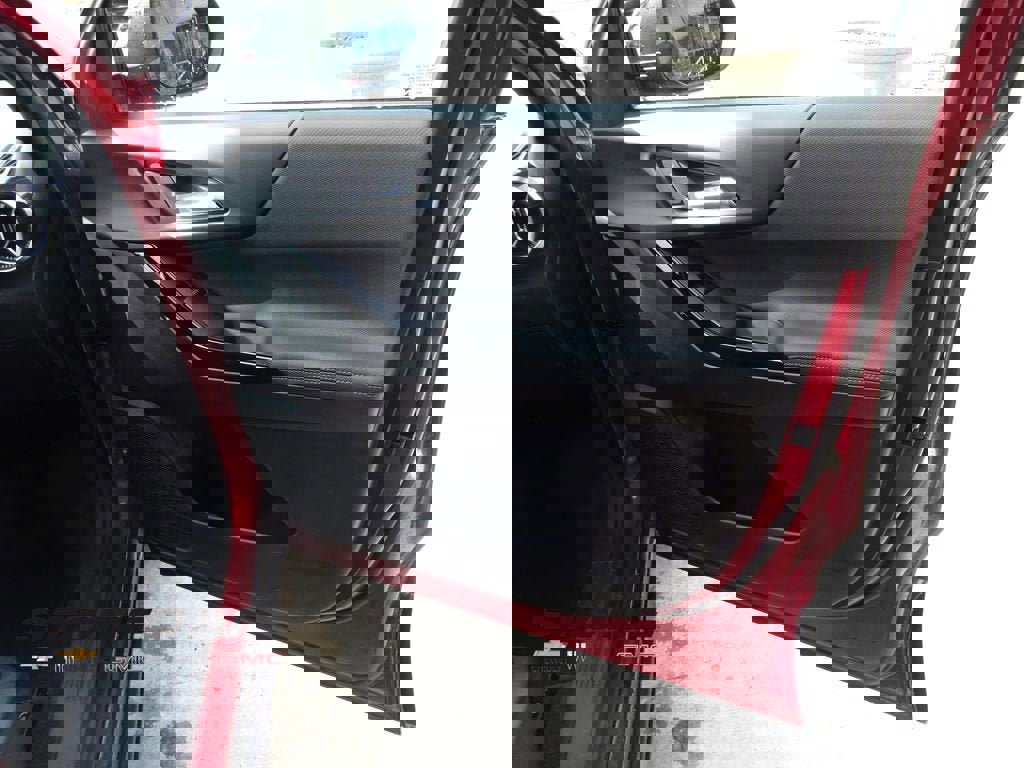 New 2026 Chevrolet Equinox LT w/ Convenience Package II image 28