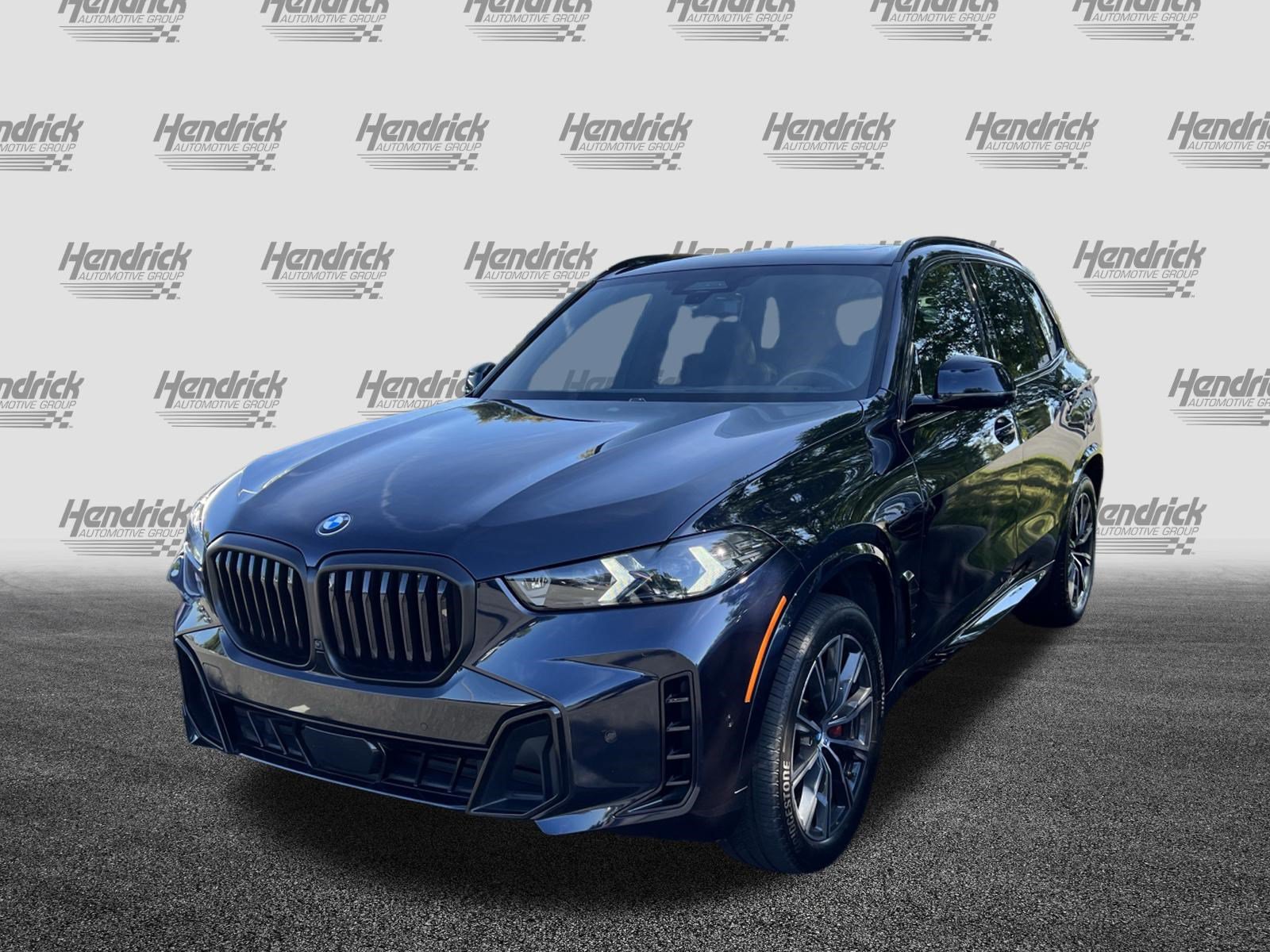 Certified 2024 BMW X5 sDrive40i w/ M Sport Package RWD image 5