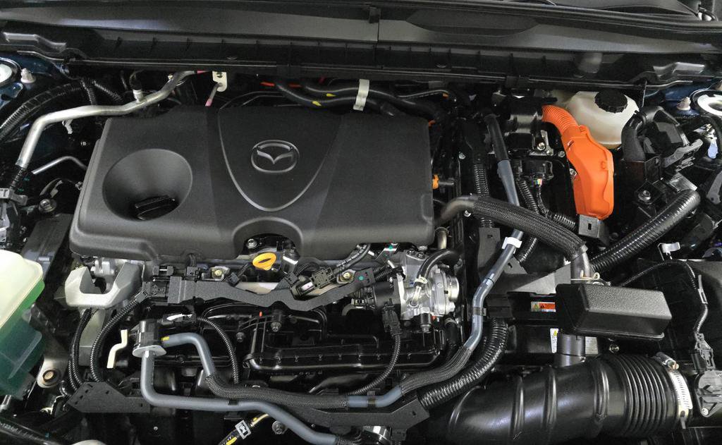 Used 2025 MAZDA CX-50 2.5 Hybrid w/ Premium Plus Pkg image 32