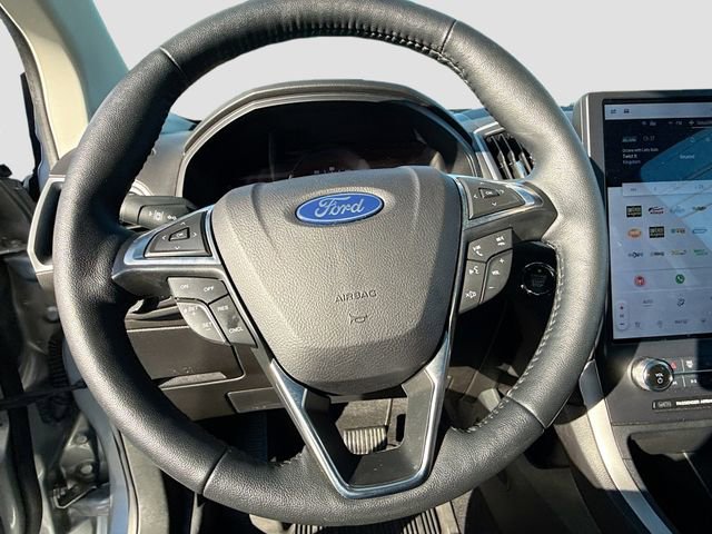 Certified 2024 Ford Edge SEL w/ Convenience Package image 12