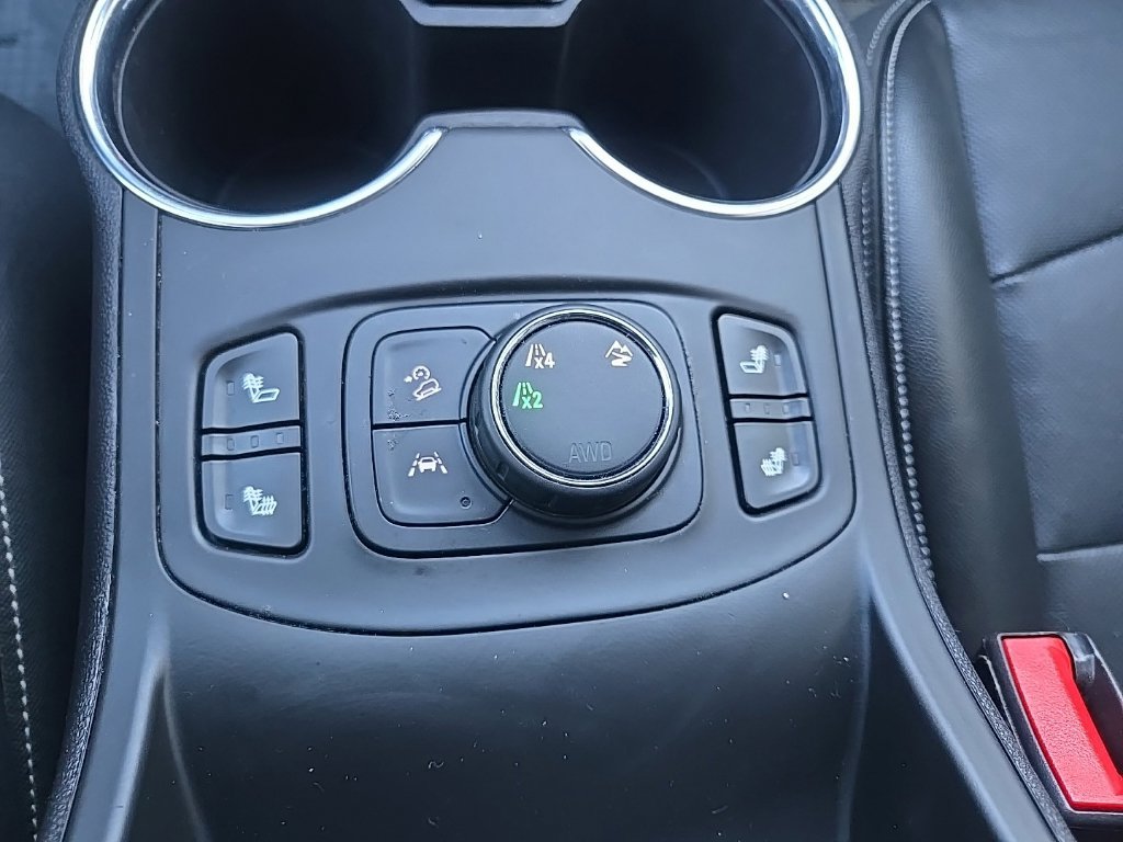 Used 2024 GMC Terrain SLT w/ Elevation Edition AWD/4WD image 20
