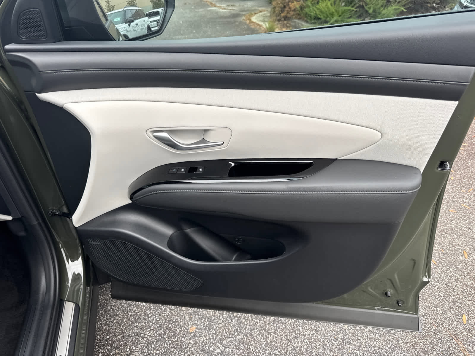New 2026 Hyundai Tucson Limited FWD image 12