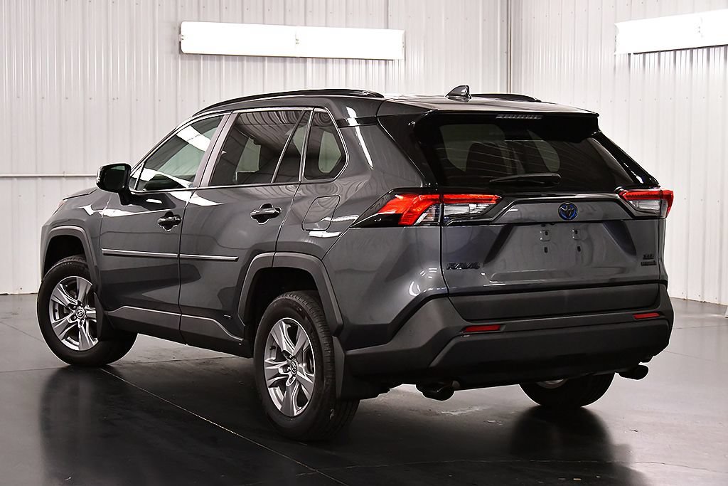 Used 2023 Toyota RAV4 XLE w/ XLE Grade Weather Package AWD/4WD image 5