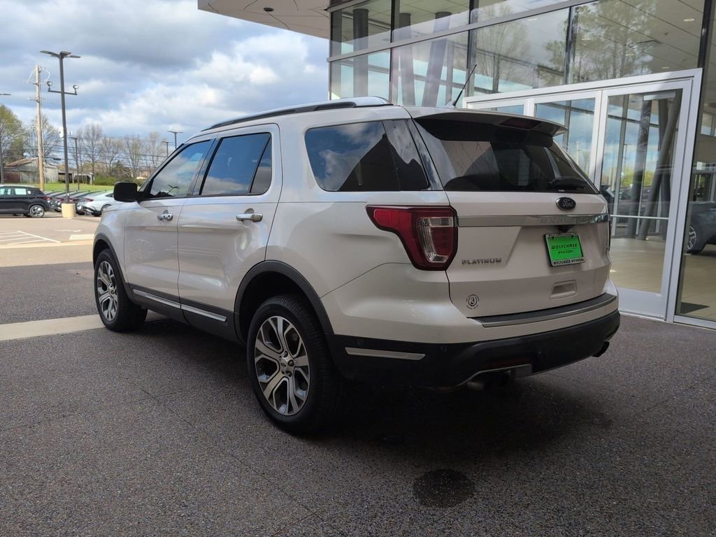Used 2018 Ford Explorer Platinum image 3