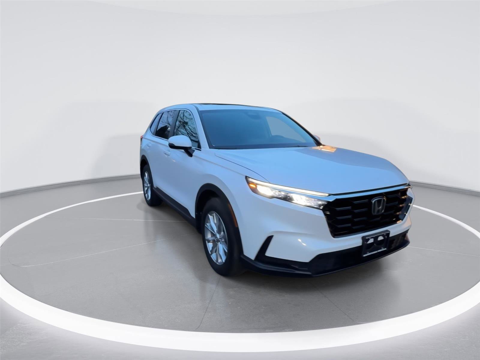 Used 2025 Honda CR-V EX image 2