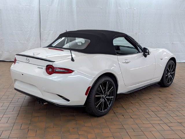 New 2026 MAZDA MX-5 Miata Grand Touring w/ Appearance Package RWD image 8