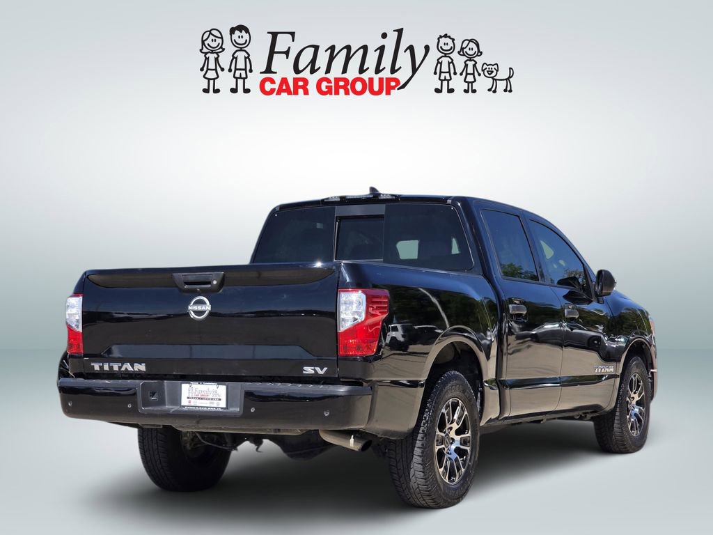 Used 2023 Nissan Titan SV RWD image 4