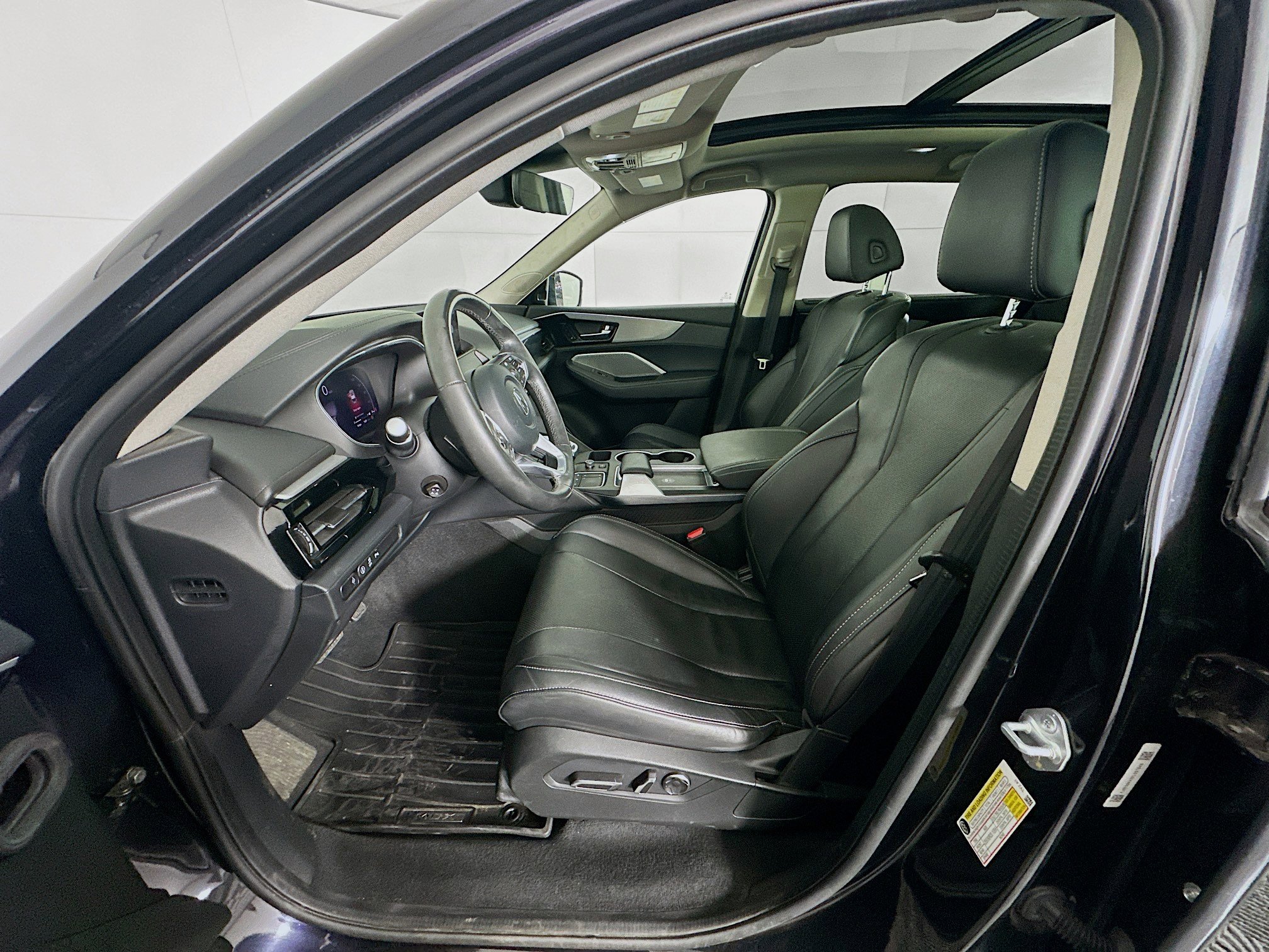 Used 2023 Acura MDX FWD w/ Technology Package image 13