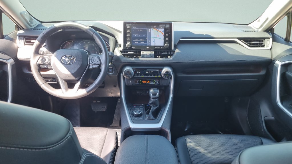Certified 2020 Toyota RAV4 Limited w/ Limited Grade Weather Package AWD/4WD image 11