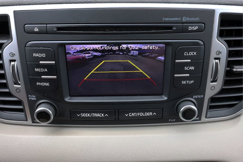 Used 2018 Kia Sportage LX image 25