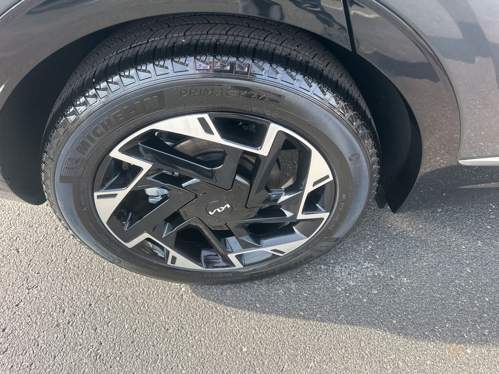 Used 2025 Kia Sportage SX FWD image 9