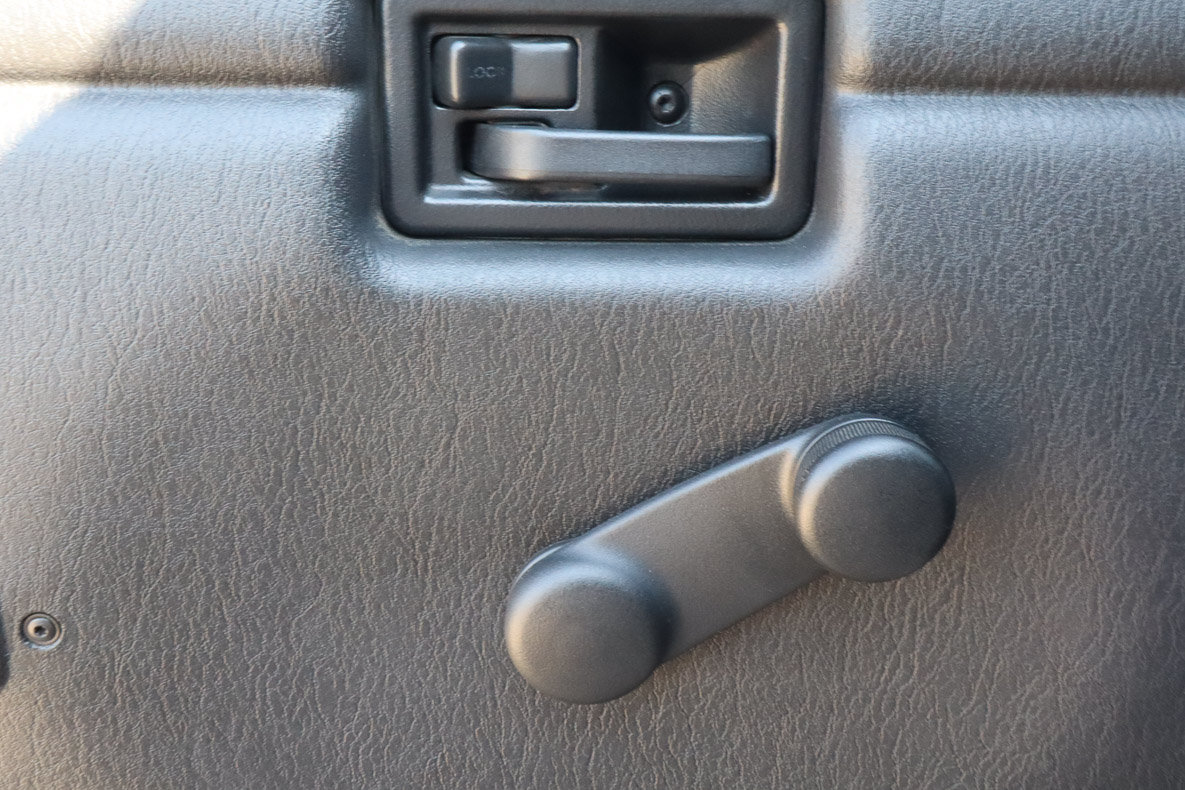 Used 2005 Jeep Wrangler Unlimited AWD/4WD image 19