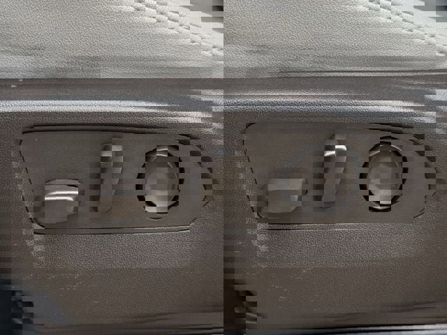 Used 2024 Chevrolet Tahoe Z71 w/ Luxury Package image 26