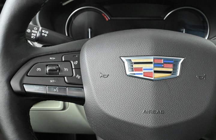 New 2025 Cadillac CT4 Premium Luxury image 11