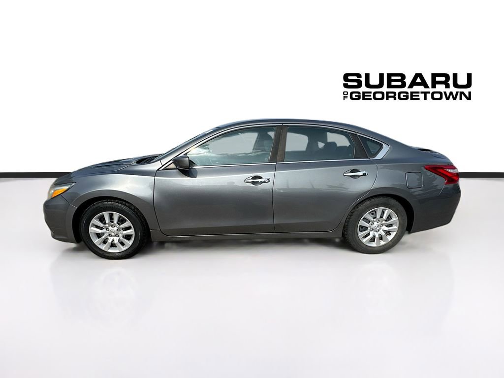 Used 2017 Nissan Altima 2.5 S w/ Power Driver Seat Package FWD image 4