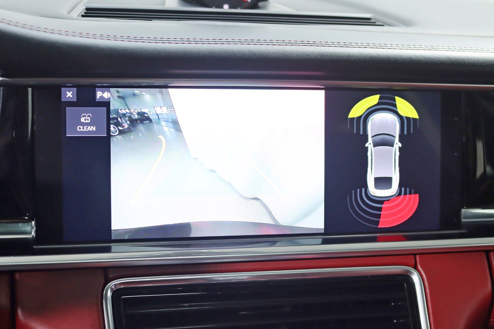 Used 2018 Porsche Panamera 4S w/ Premium Package Plus image 20