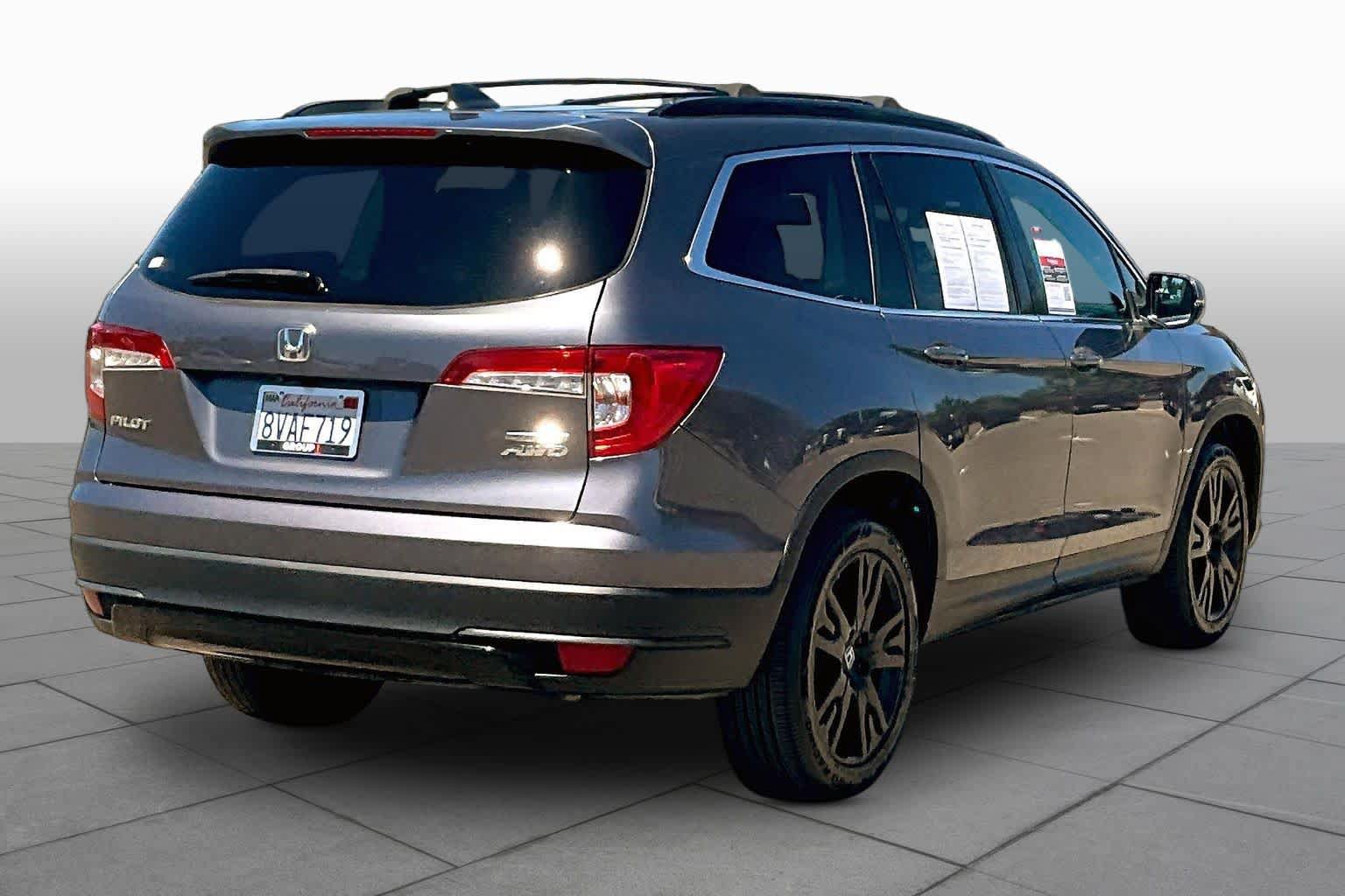 Used 2021 Honda Pilot Special Edition image 12