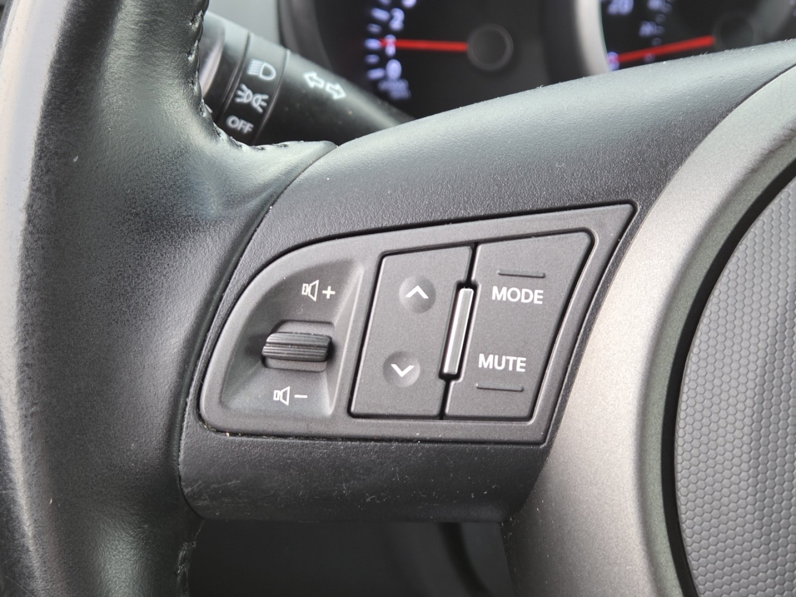 Used 2013 Kia Soul + FWD image 30