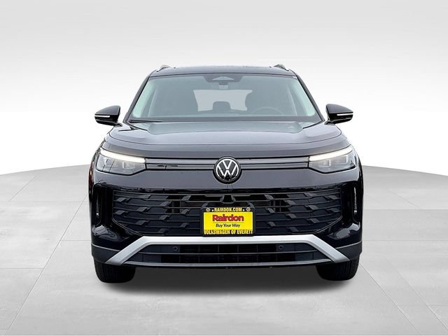 New 2025 Volkswagen Tiguan SE AWD/4WD image 16