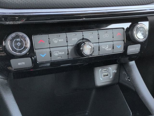 New 2026 Jeep Compass Trailhawk image 23