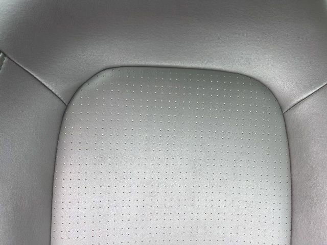 Used 2013 Chevrolet Sonic LTZ image 30