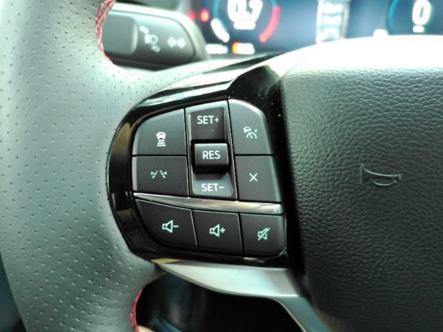 Used 2026 Ford Explorer ST-Line w/ ST-Line Street Pack AWD/4WD image 37