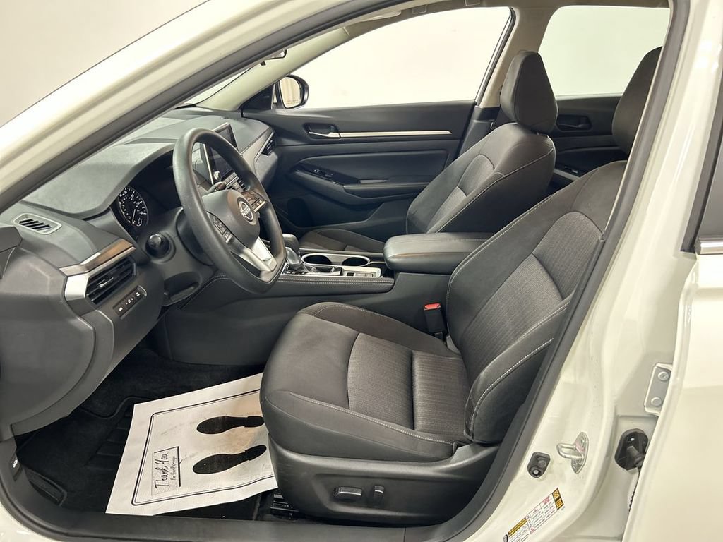 Used 2023 Nissan Altima 2.5 SV AWD/4WD image 9