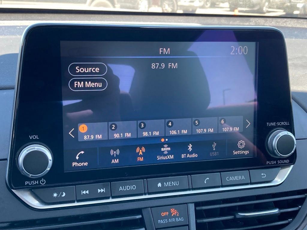 Used 2025 Nissan Altima 2.5 SV image 19